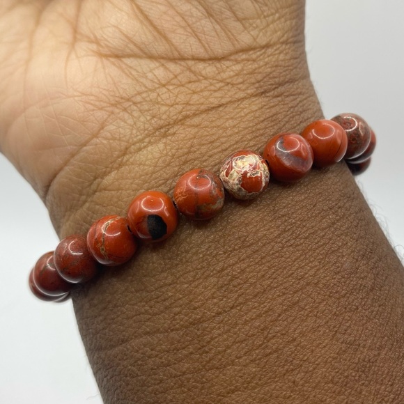 Red Jasper Crystal Bracelet 8mm - Picture 4 of 4
